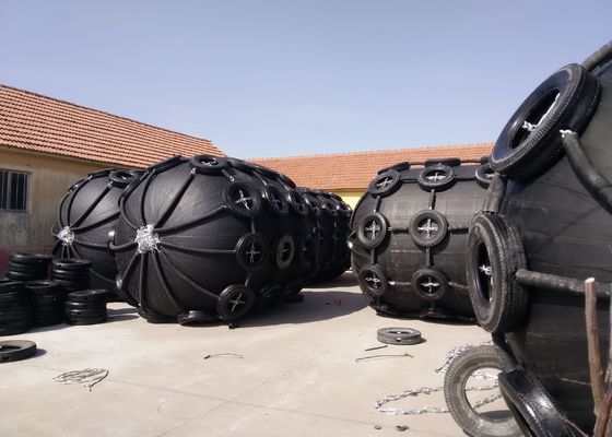 Качество Оригинальный морской резиновый кранцевый отбойник. Высокая прочность и долговечность в соответствии со стандартом ISO 17357 2014 завод