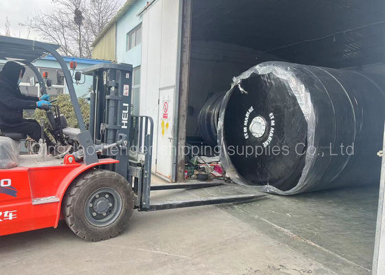 Качество Пена высокой плотности внутри легковеса обвайзера подвеса дока заполненного пеной 2.5*4.1m завод