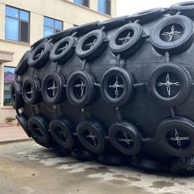 Качество Two-year Warranty Pneumatic Rubber Fender 2.5*5.5M For Vessel Berthing завод