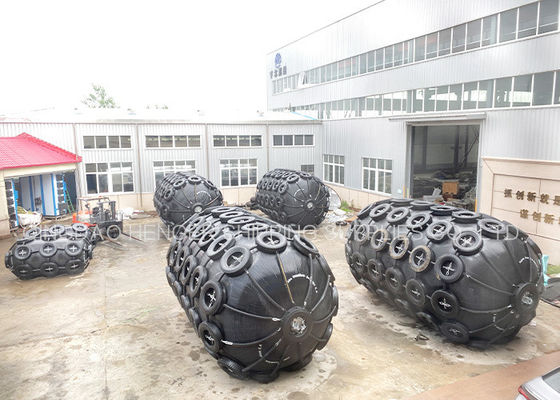 Качество Черный морской пневматический резиновый фендер ISO17357 сертифицированный 80Kpa завод