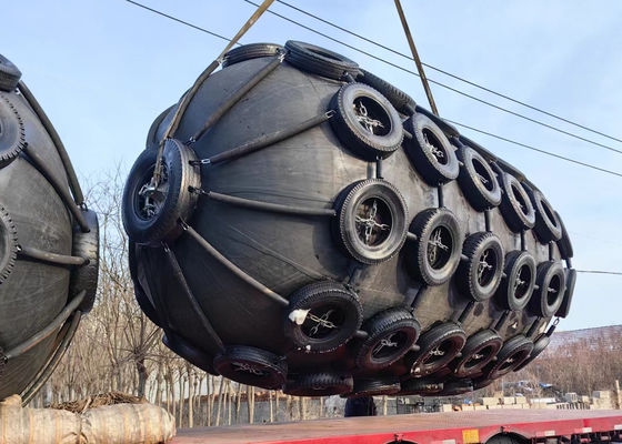 Качество 6 to 12 Years Design Life Pneumatic Marine Fender with 50kPa/80kPa Working Pressure for Ship-to-ship and Ship-to-dock Protection фабрика
