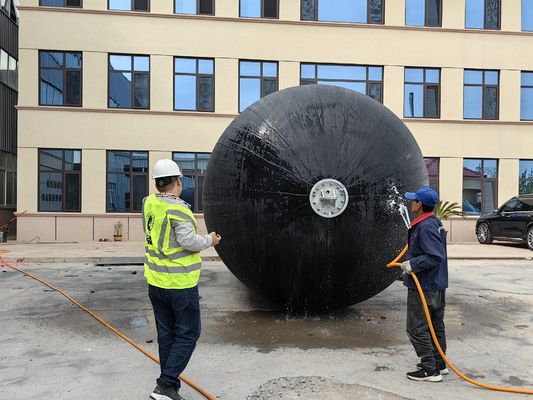 Качество ISO17357-2014 Морской фендер Йокогама Тип пневматический резиновый фендер завод