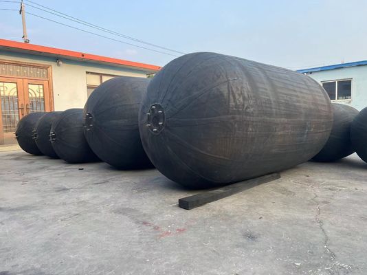Качество Yokohama Marine Fenders Rubber And SS Хорошая коррозионная устойчивость для судов и морских доков завод