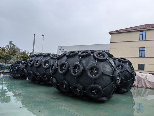 Качество STS Pneumatic Rubber Fender Yokohama STS/STD/Ship To Ship/Ship To Dock Устойчивость к абразии хорошая завод