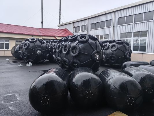 Качество STS Pneumatic Rubber Fender Yokohama STS/STD/Ship To Ship/Ship To Dock Устойчивость к абразии хорошая завод