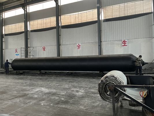 Качество Inflatable Barge Docking Airbag Pressure Range 0.2-0.4Mpa Provide Safe Protection During Barge Mooring Docking завод