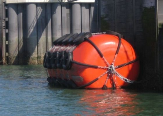 Качество ISO 17357 Certified EVA Foam Filled Fender with Customizable Density 70-110kg/m³ and 0.5m-4.8m Diameter for Marine Use фабрика