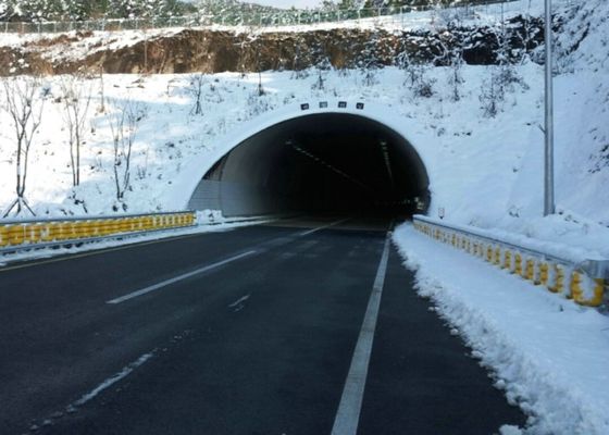 Качество Горячие усовики барьера/шоссе завальцовки системы заграждений/безопасности ролика утверждения БВ продажи сделанные в Китае завод