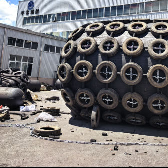 Качество Надувные резиновые фендеры 50 и 80 кПА для перемещения с судна на судно завод