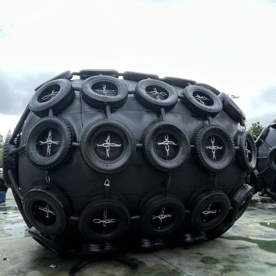 Качество ISO17357 Пневматический резиновый кранцевый отбойник для защиты морских судов завод