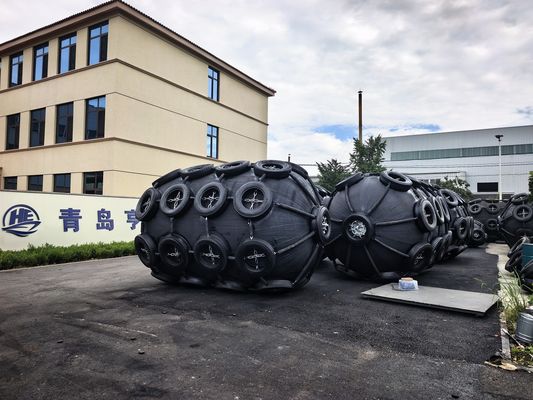 Качество Лучший пневматический резиновый фендер для морских кораблей завод