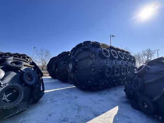 Качество Сертифицированный по ISO17357 пневматический резиновый фендер с индивидуальными размерами 0.3-4.8M и опциями давления 50kpa & 80kpa завод