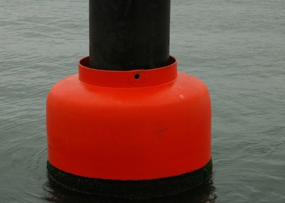 Качество Пена высокой эффективности заполнила подгонянные обвайзером обвайзеры шлюпки черноты дока завод