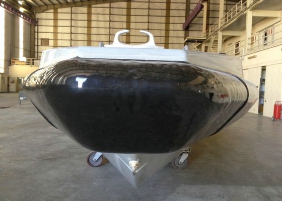 Качество Пена высокой эффективности заполнила подгонянные обвайзером обвайзеры шлюпки черноты дока завод