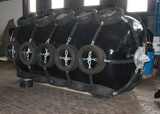 Качество Автошина корабля дока поймала сетью тип обвайзер Иокогама заполненный пеной завод