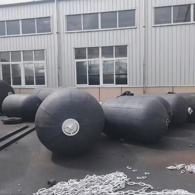 Качество Heavy Duty Pneumatic Rubber Fender Inflatable Yokohama Type Fender for Protection of Large Oil Tankers and Gas Carriers завод