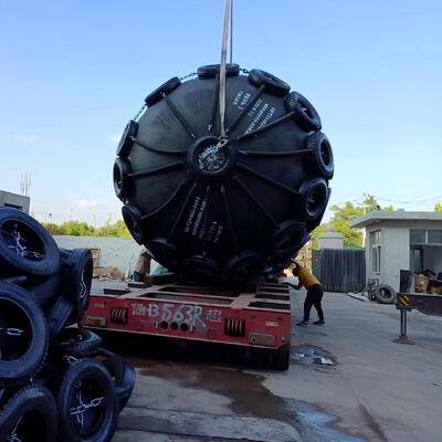 Качество Excellent Performance Yokohama Fenders Built To ISO 17357 Standards Delivering Enhanced Impact Resistance OEM завод