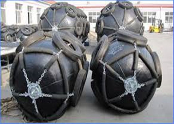 Качество Обвайзер покрышки 80Kpa 1700X3000MM цепной пневматический резиновый завод