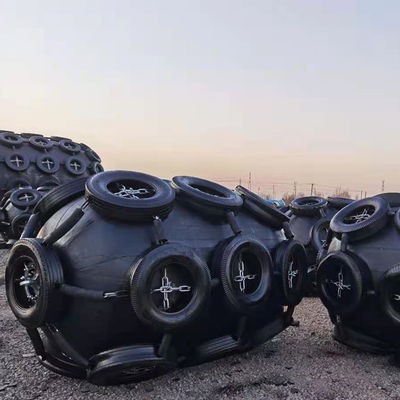 Качество Специализированный пневматический резиновый фендер с доступными размерами 0,3-4,8 М и давлением 50 и 80 кПА для применения на судах завод