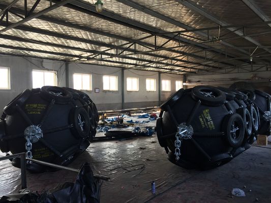 Качество Ролика обвайзера прокладки шлюпки обвайзеры молы резинового пневматического морского морские завод