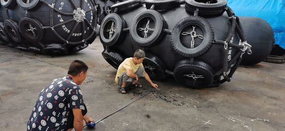 Качество Обвайзеры шлюпки пневматические резиновые с покрышкой и цепью завод