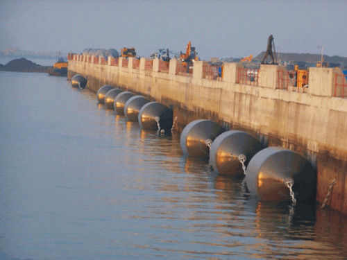 Качество Hot Dip Galvanized Foam Filled Fender with High Energy Absorption and Maintenance-free Design for Marine Vessel Protection завод