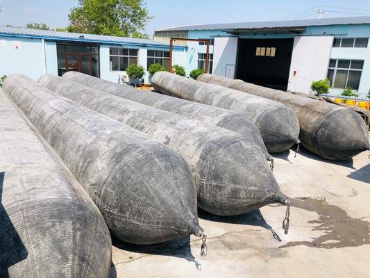 Качество ISO14409 Стандартная морская резиновая подушка безопасности черная или индивидуальная морская резиновая подушка безопасности, предназначенная для безопасности и обработки морских судов завод