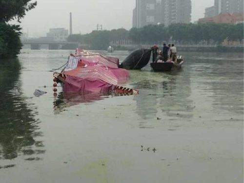 Качество 8 слоев D15 L12m грузят запуская морского пехотинца сосуда под давлением воздушных подушек высокого завод