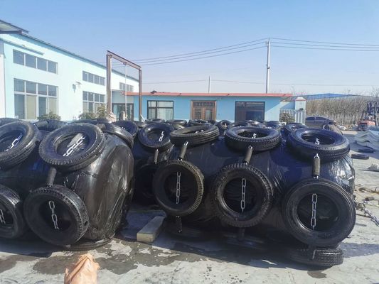 Качество High Energy Absorption Foam Filled Fender and EVA Solid Fender for Safe Ship Berthing and Anti Collision фабрика